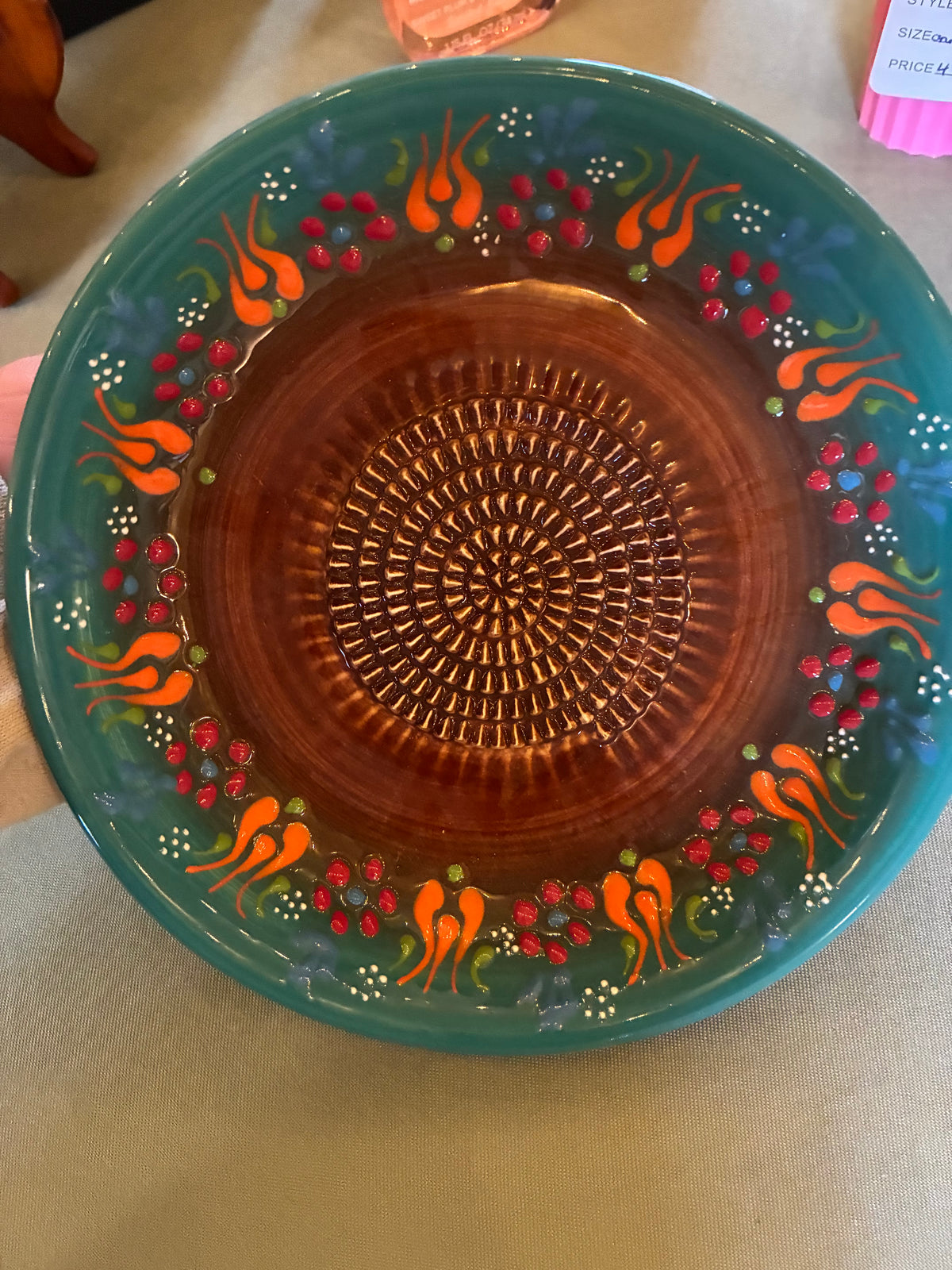 Ceramic Grater Bowl 7”